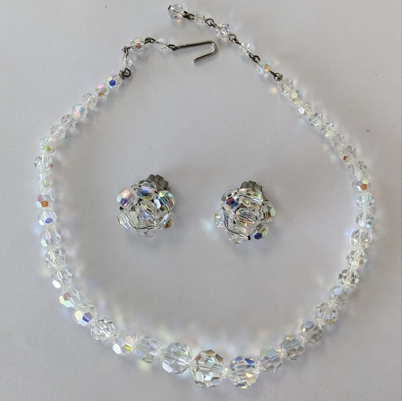 EVC AB CRYSTALS NECKLACE & MATCHING CLIP ON EARRINGS - Picture 12 of 15